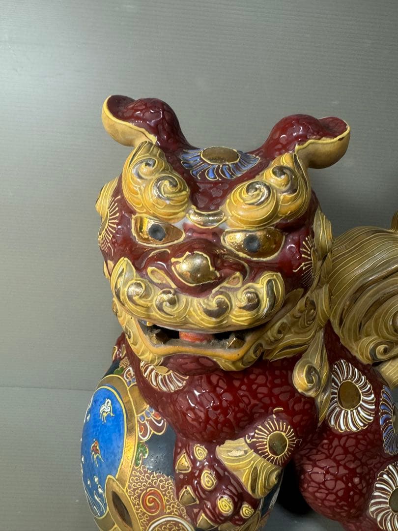 2517 九谷焼 玉乗り獅子 狛犬 シーサー 置物 開運 魔除け 縁起物 骨董品