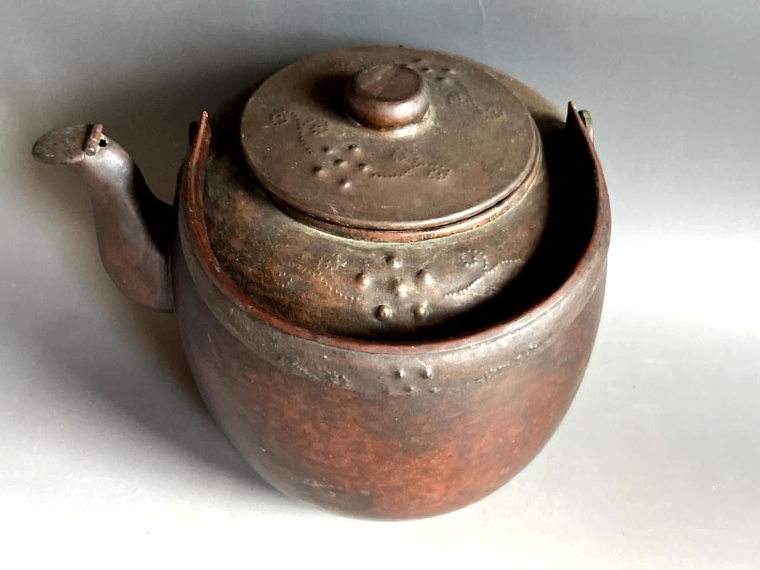 やかん■銅製 花唐草紋湯沸 古い薬缶注水 銅茶瓶 丸型茶釜 水差し モール■