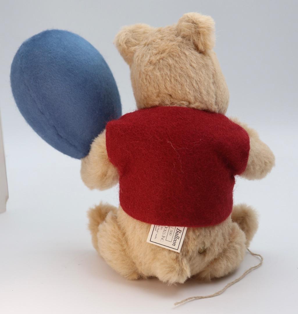 R. John Wright 日本限定品 Pooh's Blue Balloon