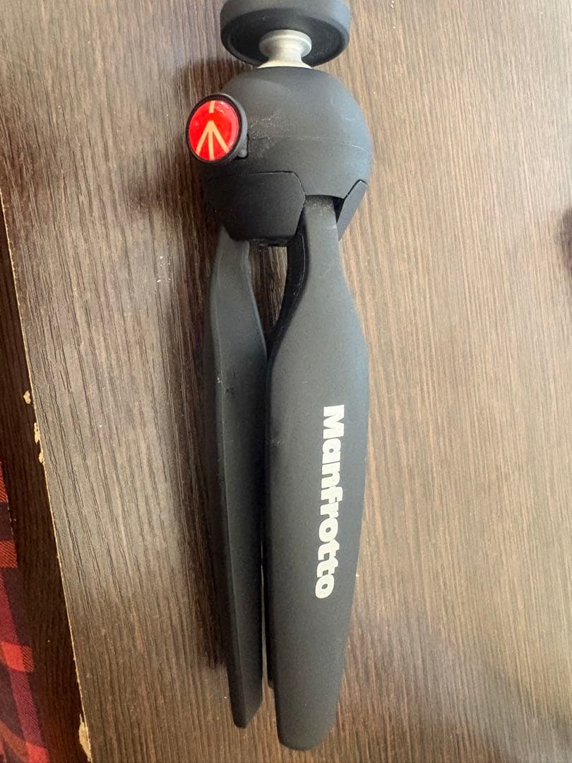 NEBULA Appolloプロジェクター本体 Manfrotto三脚付き