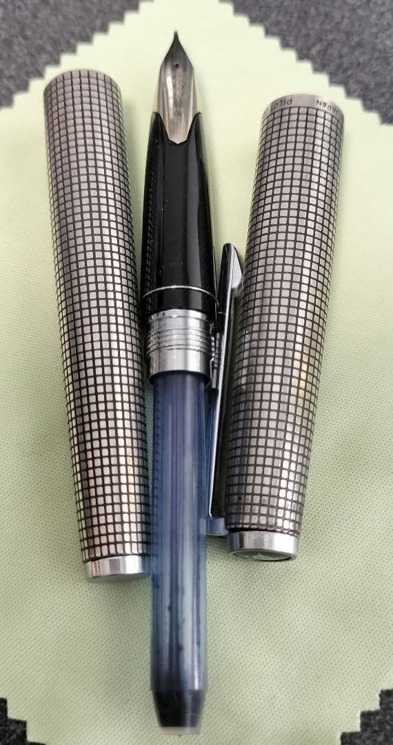 Z04）パイロット カスタム 万年筆 スターリング シルバー 銀製 ペン先18金