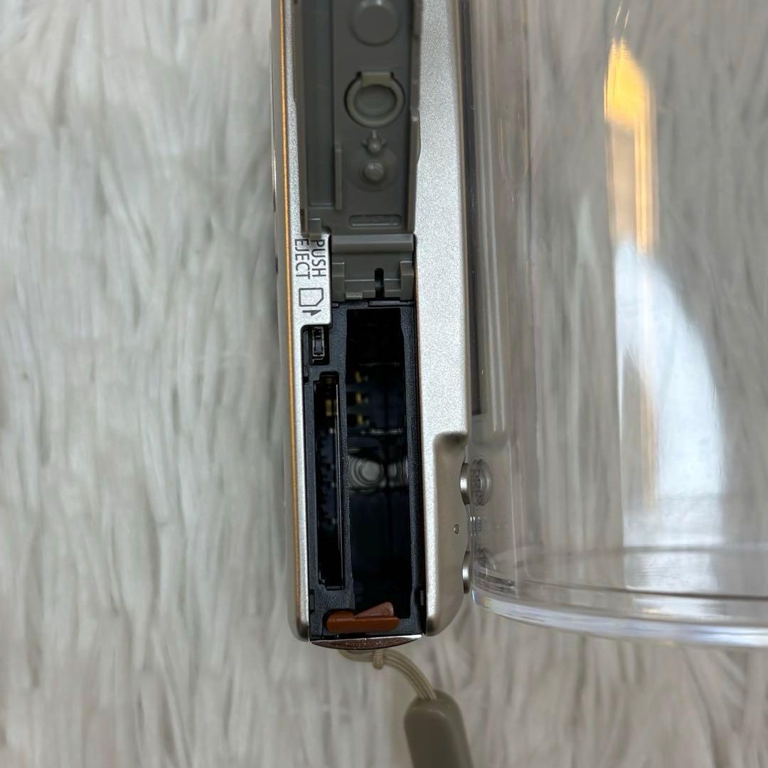 Canon カメラ　IXY 70 PC1193 充電器　コンデジ　動作品