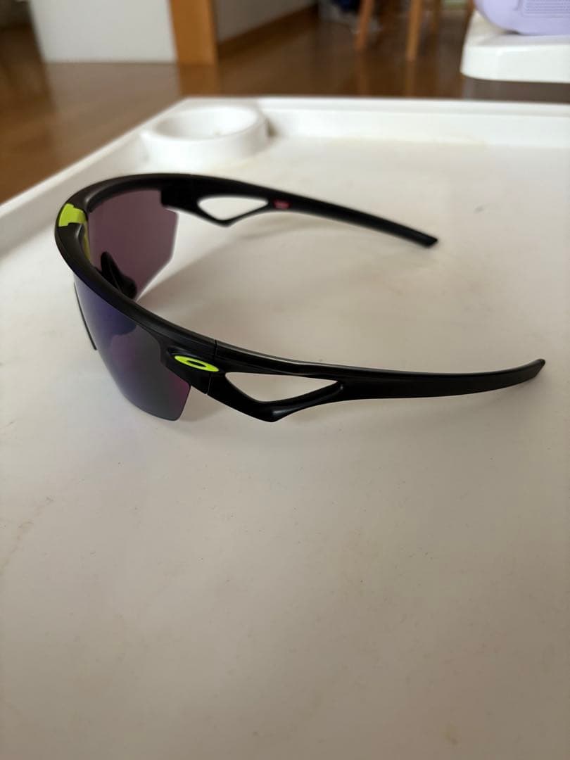 オークリープリズムサングラス