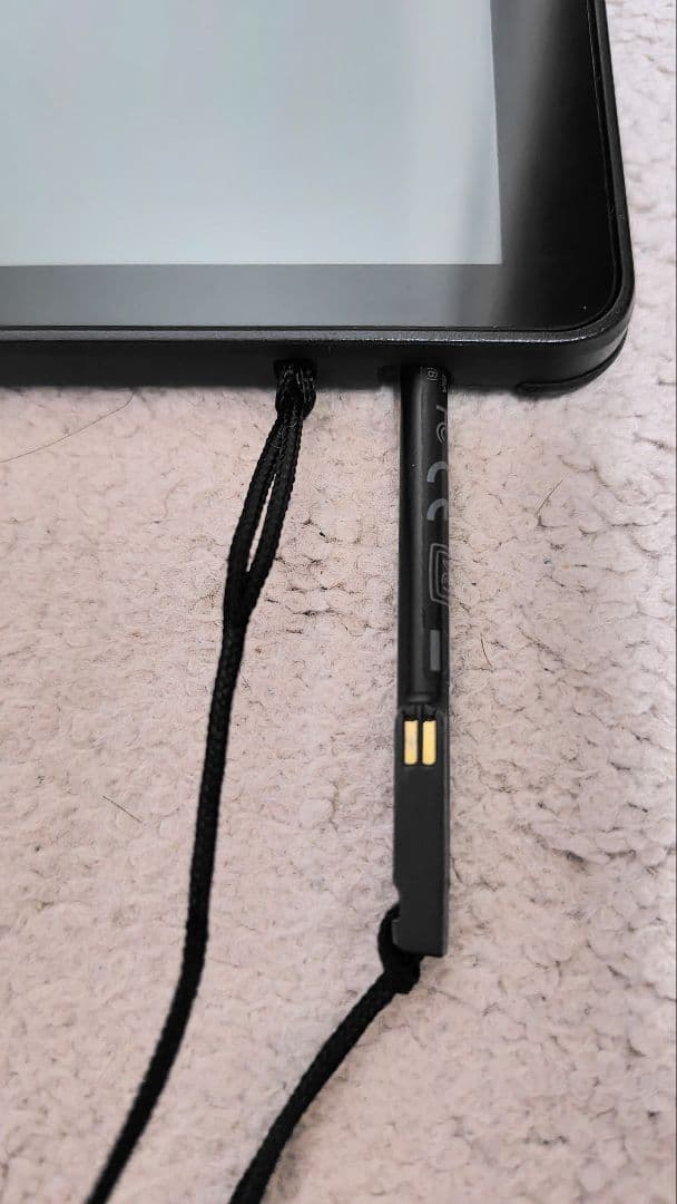 富士通FMV Windows11 タブレットPC 13.3インチ