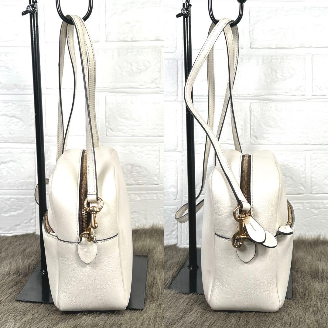 ジェイアンドエムデヴィッドソン　ショルダーバッグ 白　レザー　K1482