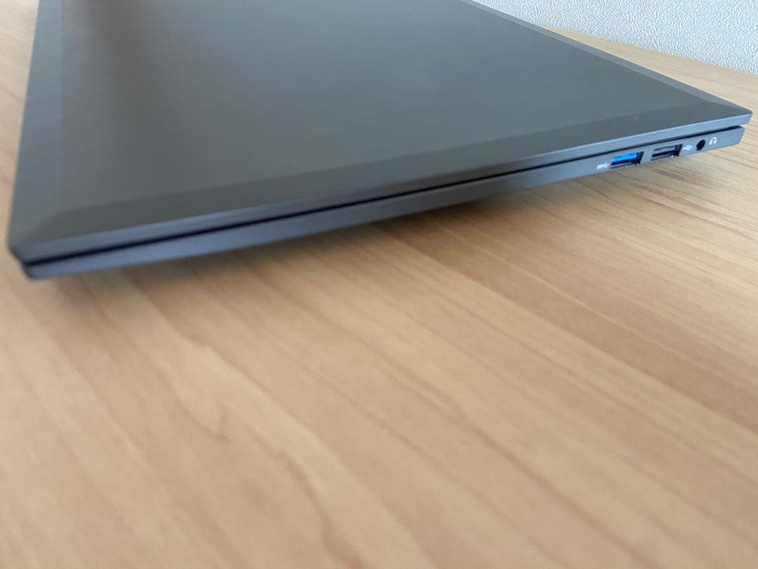 15.6インチFHD IPSノートパソコン/Windows11/SSD256GB