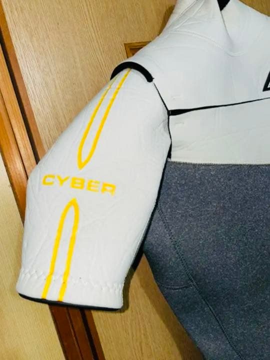 Cyber Wet Suits (Super Flex ALL 3mmシーガル)