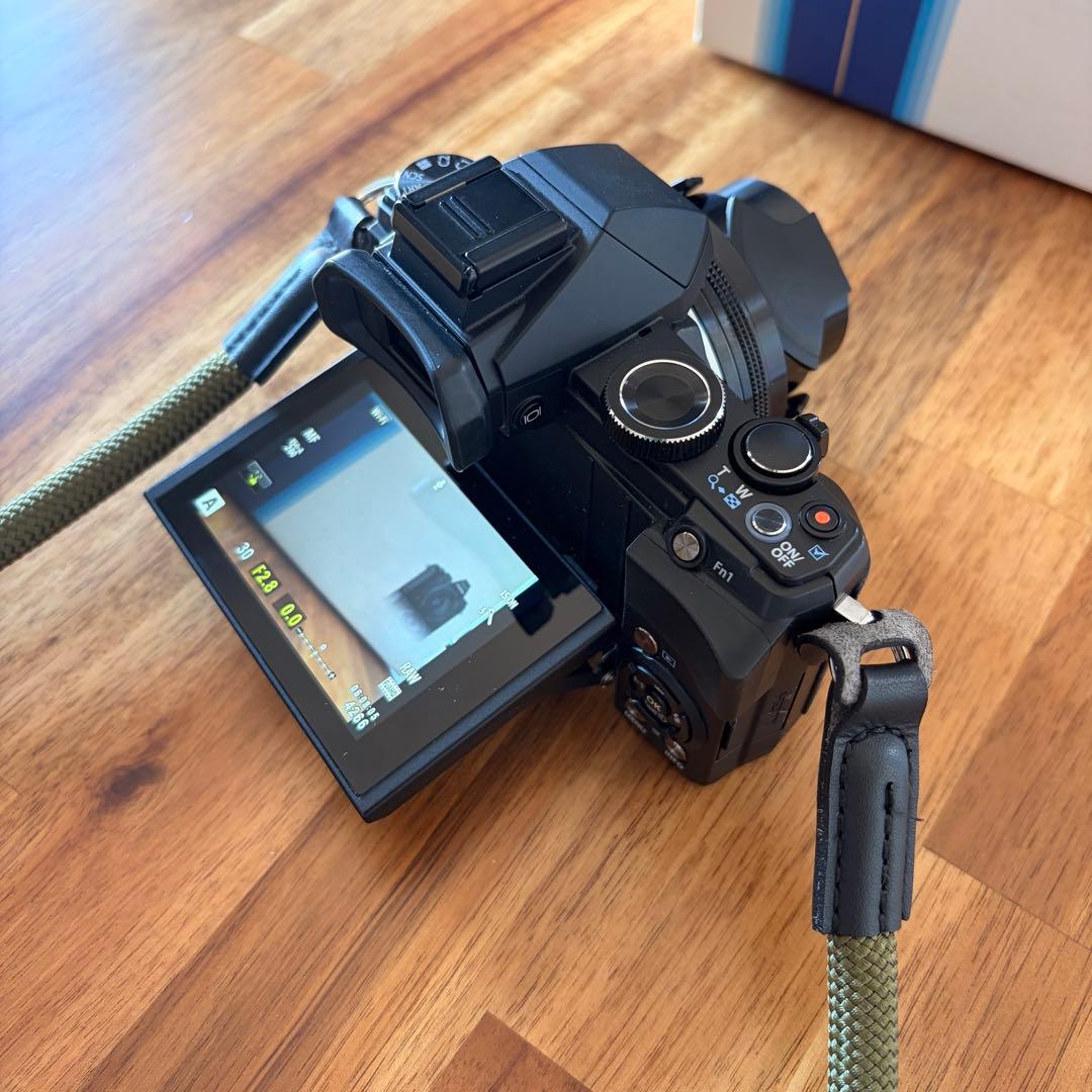 限定値引き【美品】OLYMPUS STYLUS1 F2.8 EVF コンデジ