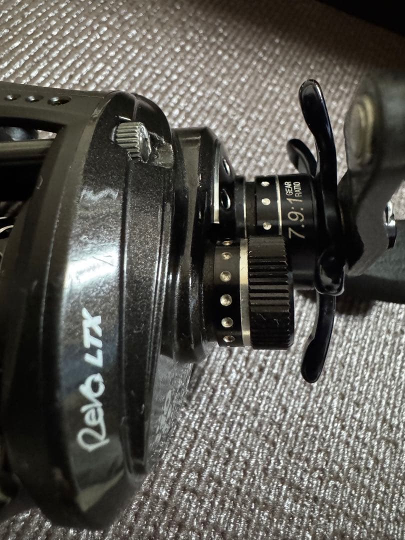 アブガルシア　レボLTX 右巻き