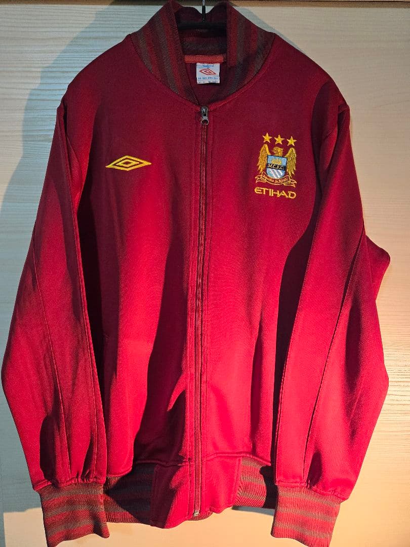 【美品】 2011-12 マンチェスターシティ UMBRO トラックジャケット