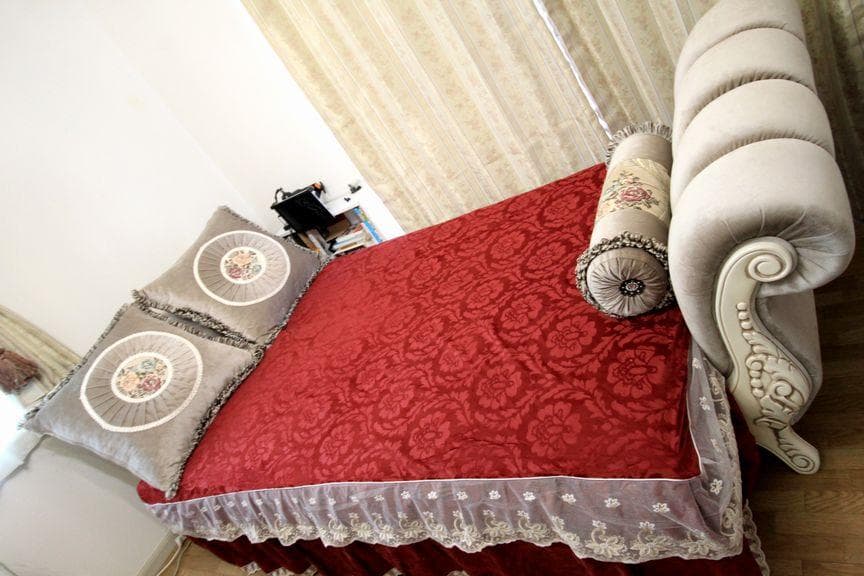 トルコ直輸入　高級　クッションセット　５品　ロココ