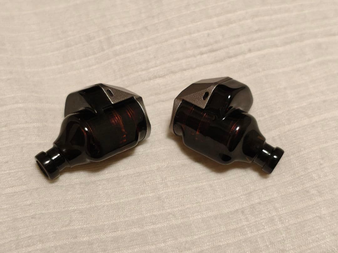 Moondrop Harmon 和鳴 有線イヤホン　水月雨