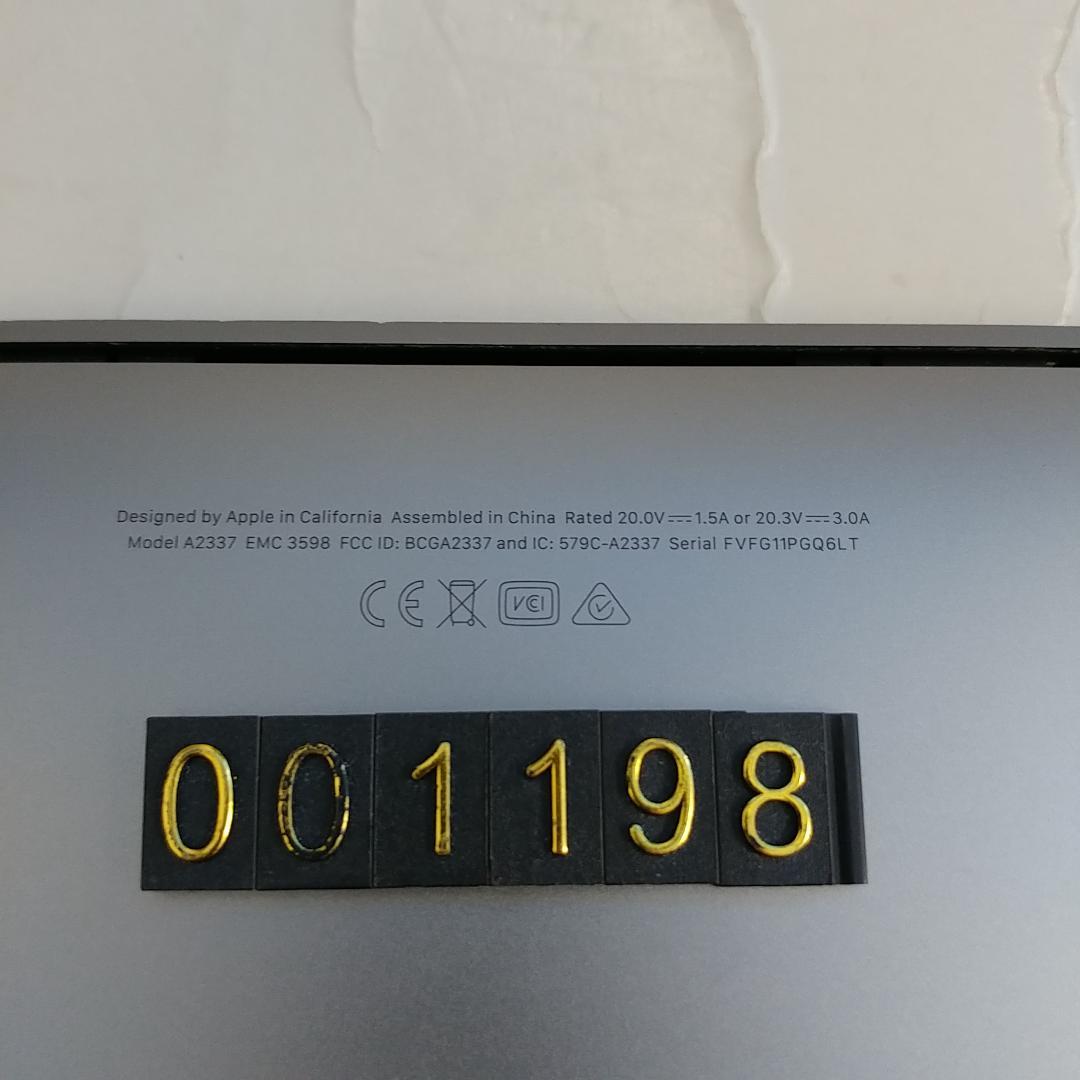 専用 APPLE MacBookAir 2020 13㌅ 16G SSD494G