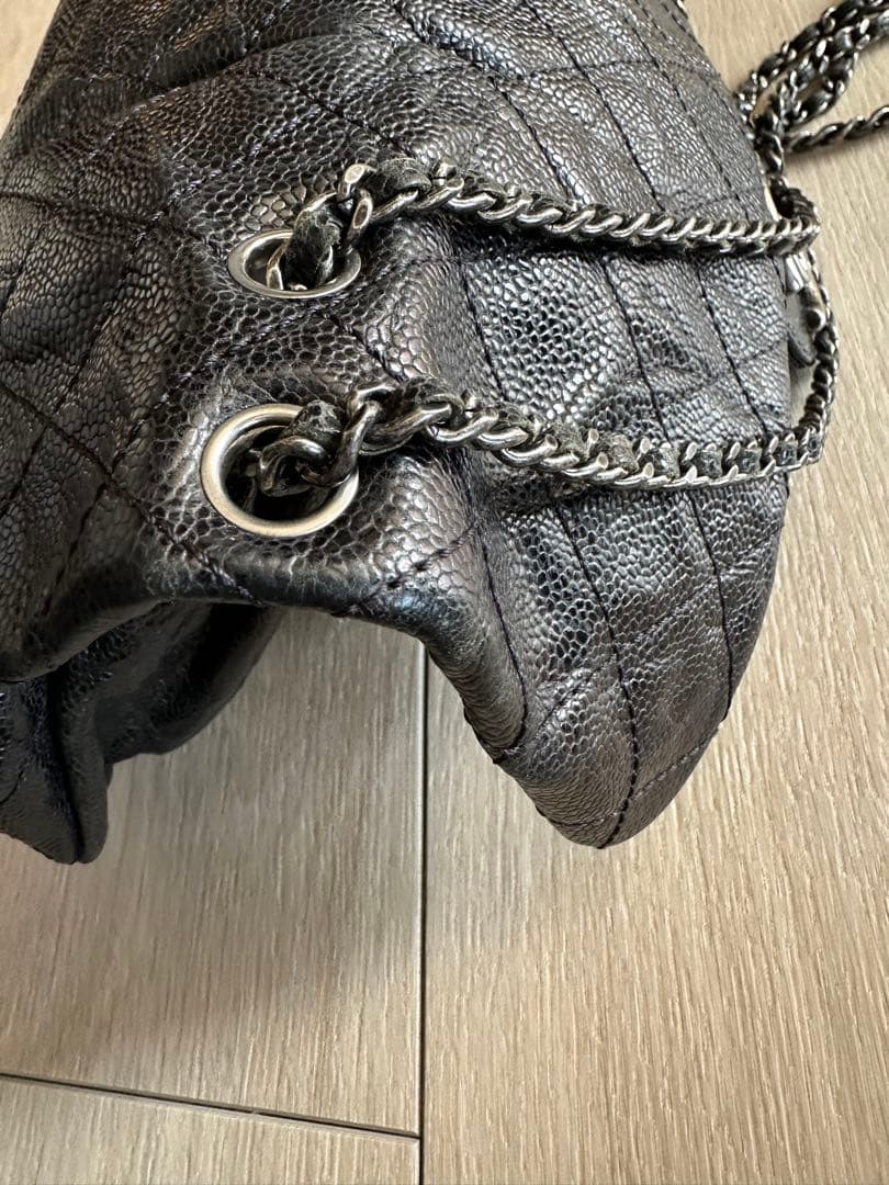 CHANEL ブラック レザー ショルダーバッグ