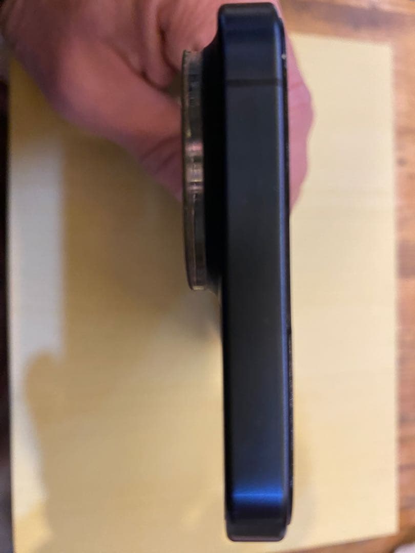 【美品】iPhone 15 Pro MAX本体とMagSafeケース多数