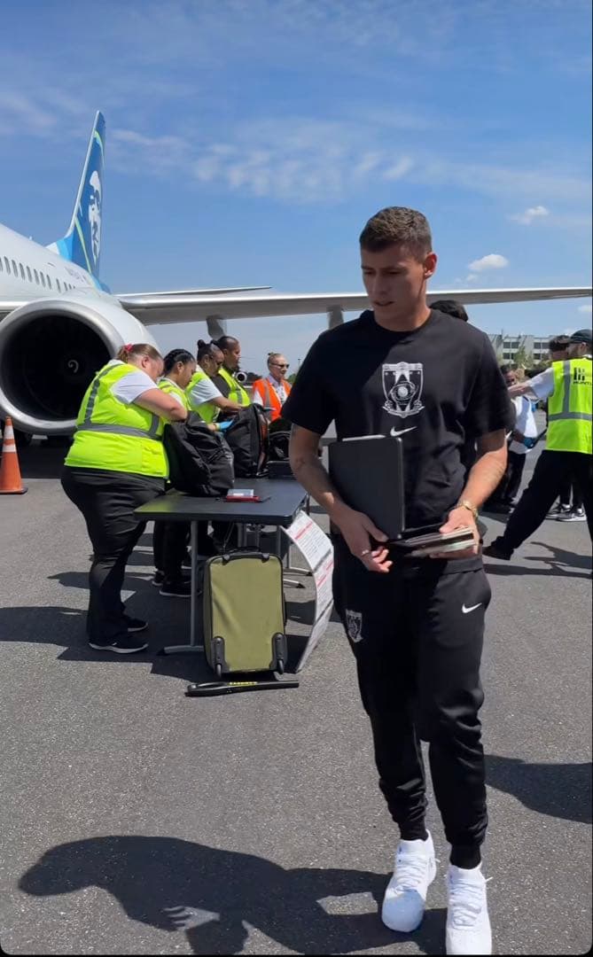 浦和レッズMサイズ CWCTシャツクレスト NIKE