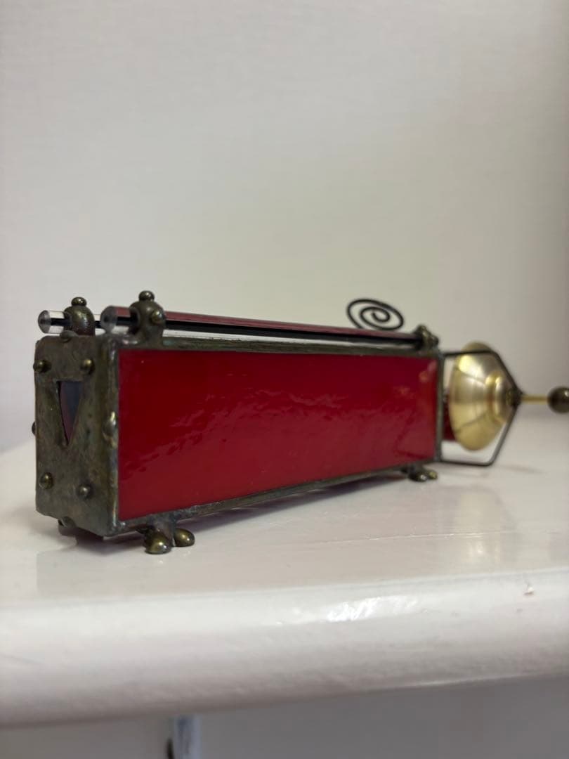 万華鏡　手動クランク式赤と金の装飾品