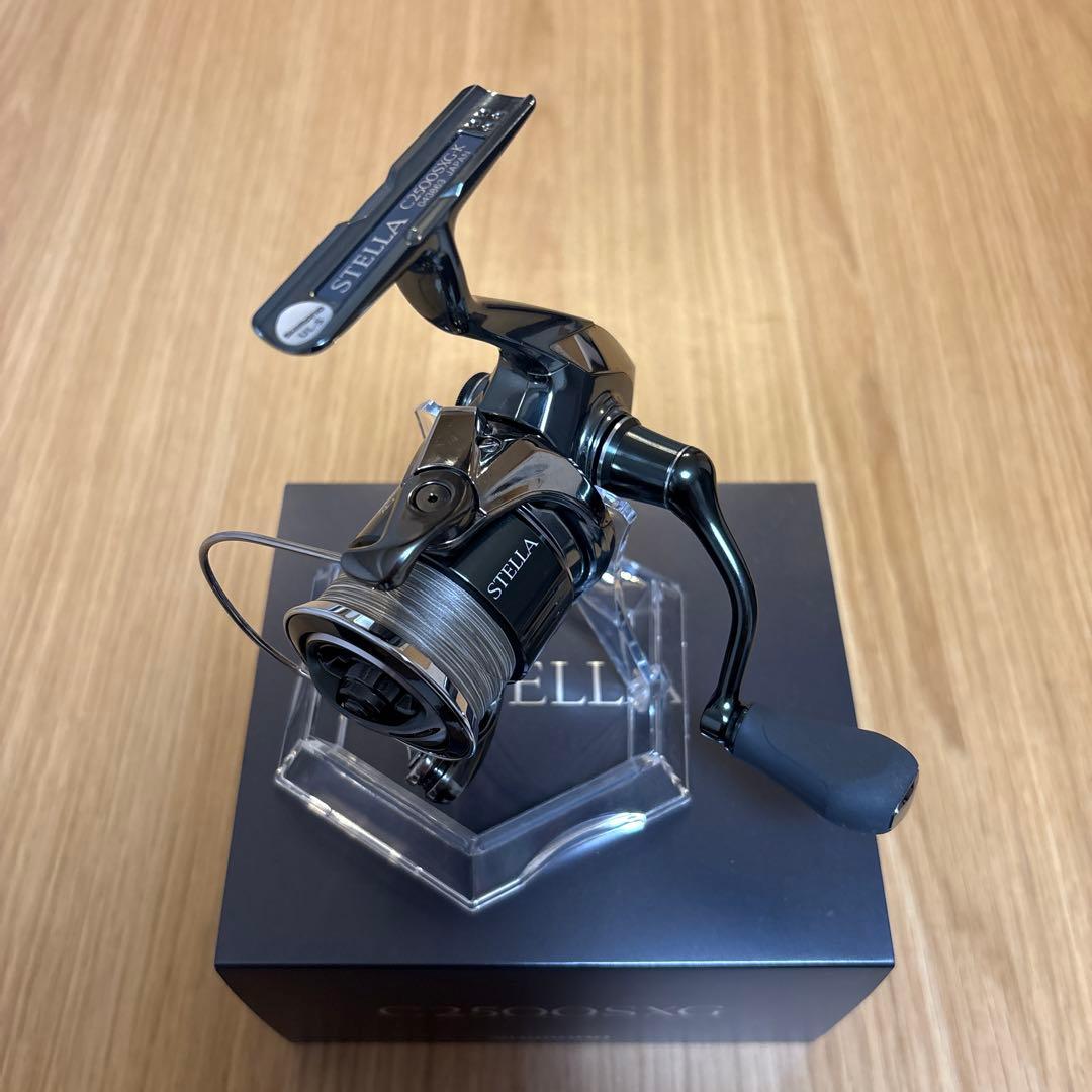 シマノ　22 ステラ　c2500sxg 【やや傷あり】