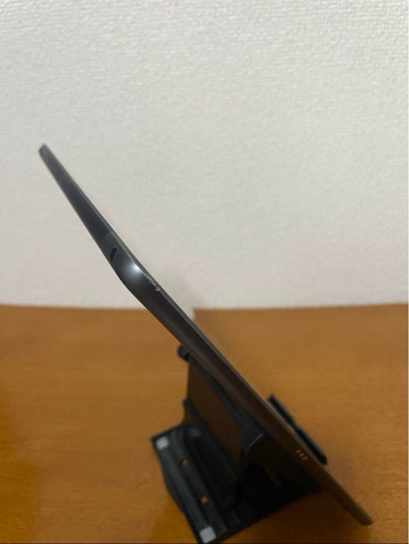 iPad 10.2インチ (第8世代) 32GB WiFi + セルラー