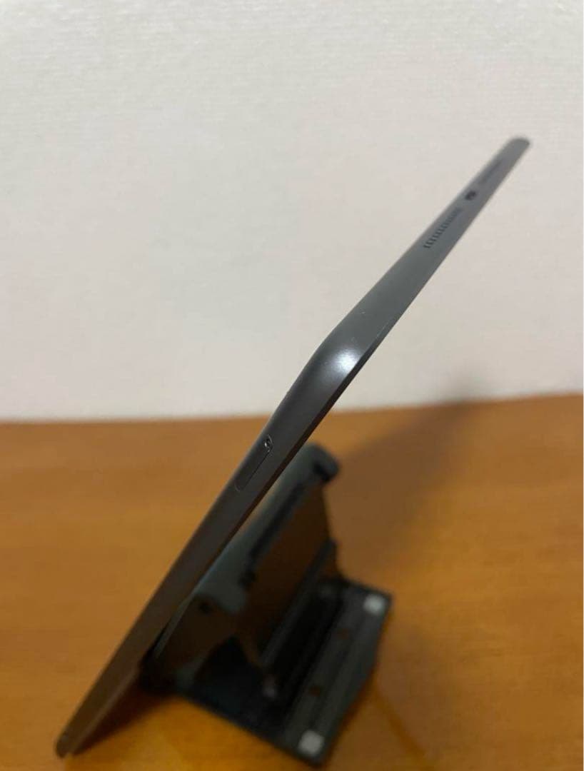 iPad 10.2インチ (第8世代) 32GB WiFi + セルラー