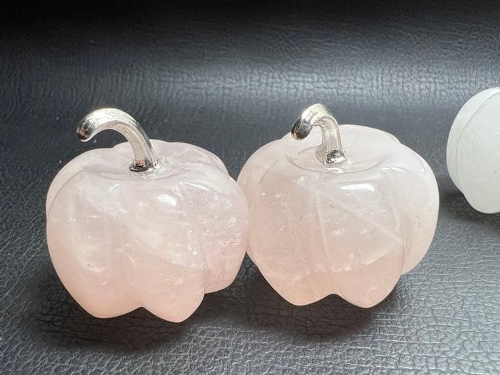 1210166  1セット限り　ローズクォーツ水晶かぼちゃ南瓜4個　29ミリ