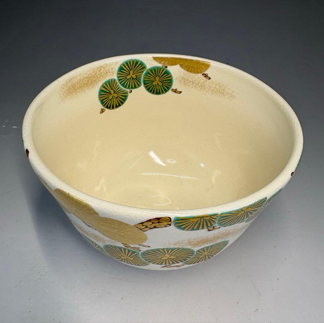 【中古品】福本未来造　色絵唐松茶碗（共箱）