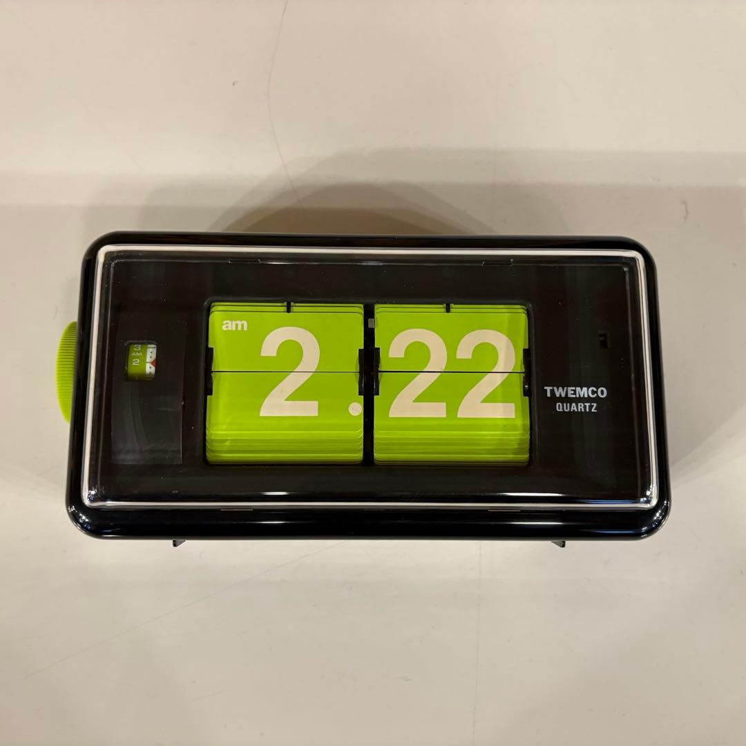 ★動作品★TWEMCO トゥエンコ パタパタ時計　AL-30 黒&緑 目覚し時計