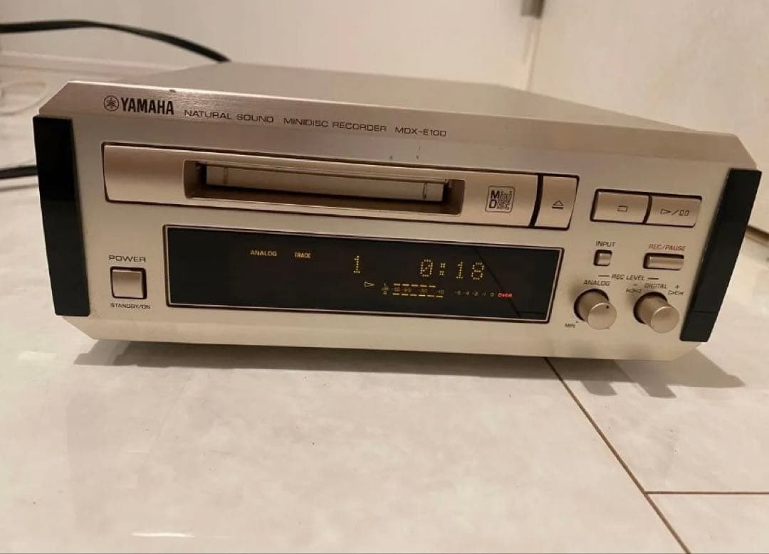 希少 YAMAHA MDX-E100 オーディオ機器 MDプレーヤー 動作品