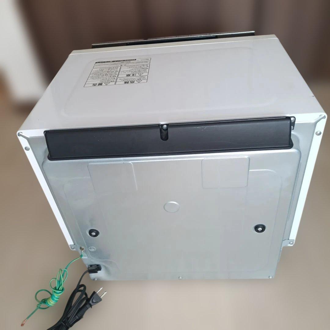 TOSHIBA 電子レンジ　ER-RD3000(W) 2018年製　天板付き