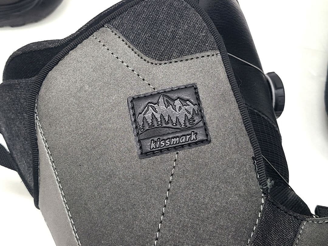 美品 スノーボードブーツ 28cm キスマーク BOAダイヤル式 28センチ