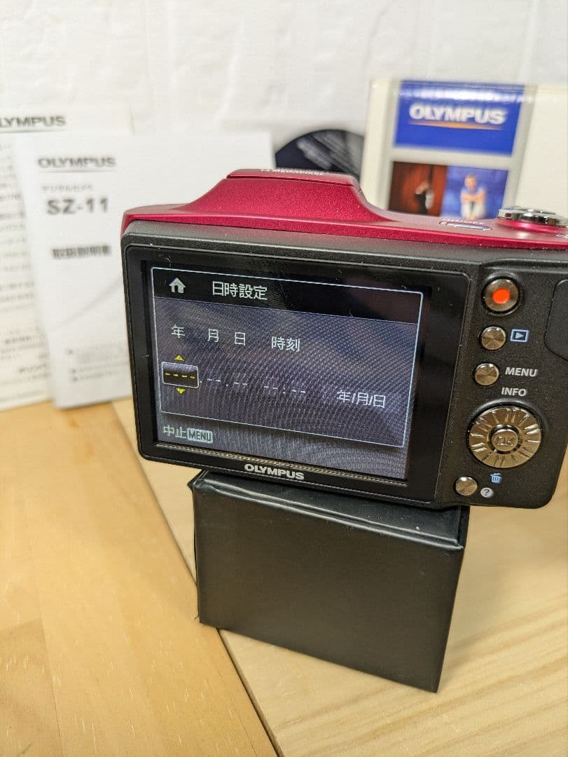 美品箱あり OLYMPUS SZ SZ-11レッド オリンパス コンデジ