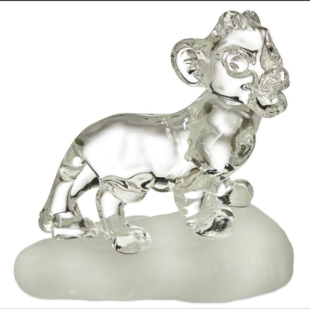 ライオンキング　シンバのガラスの置物