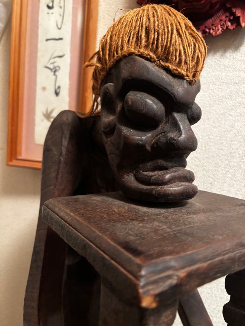 バリ島 木彫り 特大CDラック 人物モチーフ 高さ53cm アジアン