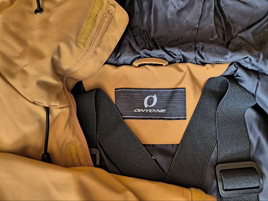 ON-YO-NE スキーウェア 黄/黒 LLサイズ