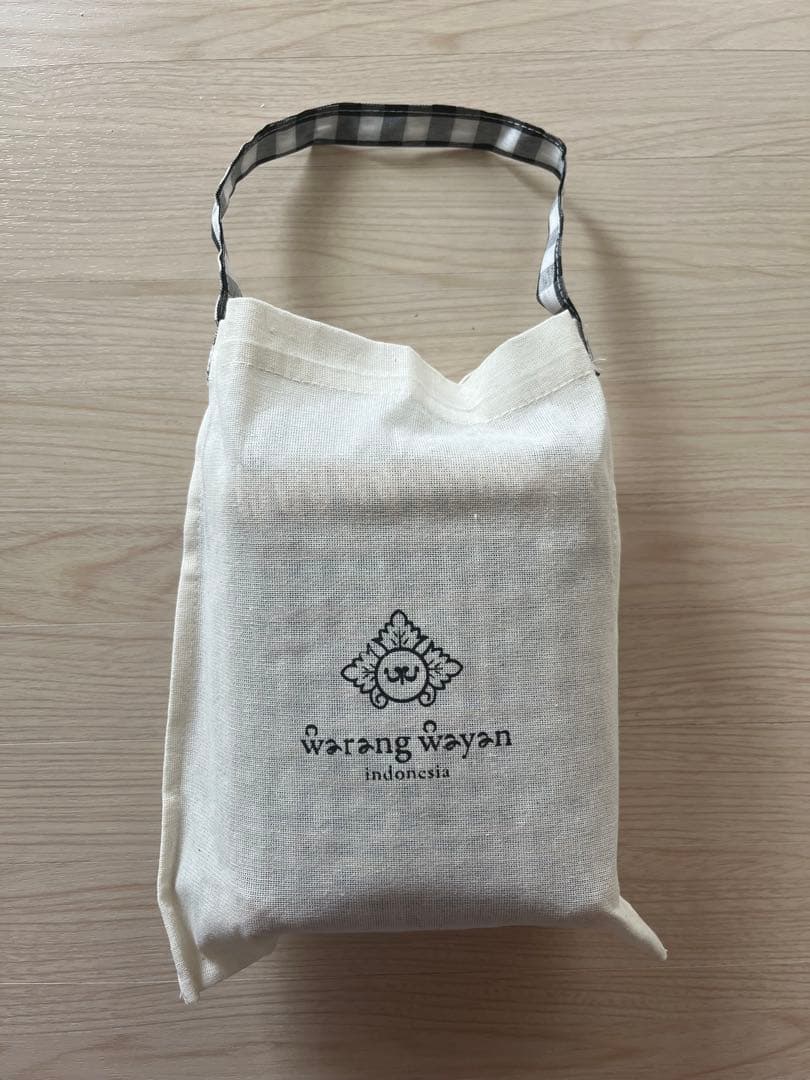 〈新品未使用〉warang wayan ワランワヤン ミニポシェット 保存袋つき