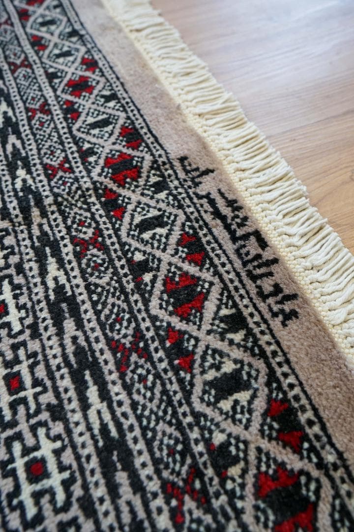 ヴィンテージラグ トライバルラグ　ブハラ　ラホール産 (148×129cm)