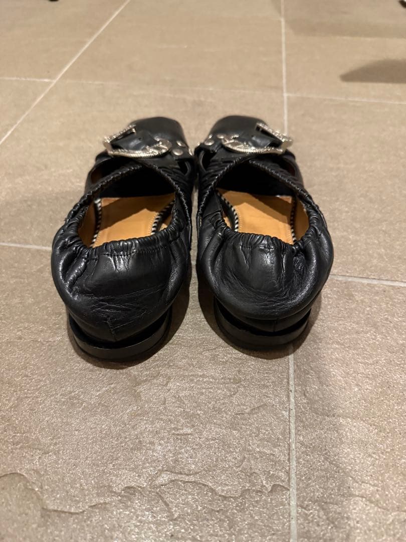 TOGA フラットシューズ