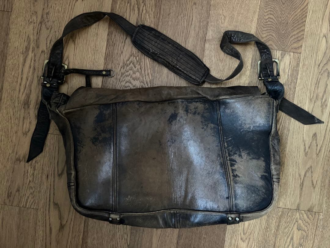 ダイエットブッチャースリムスキン　レザー メッセンジャーバッグ