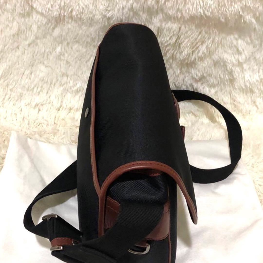 未使用✨ハンティングワールド サファリ　メッセンジャーバッグ