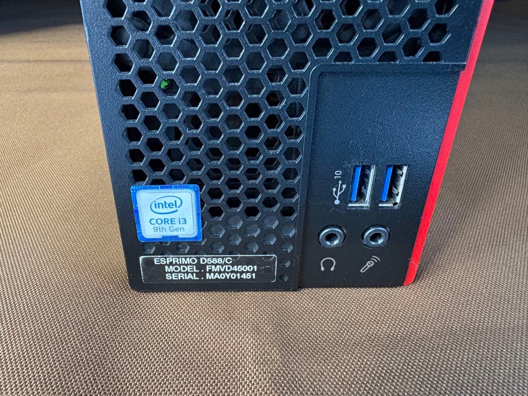 富士通 ESPRIMO 第9世代i3 メモリ16G SSD＋HDD Win11