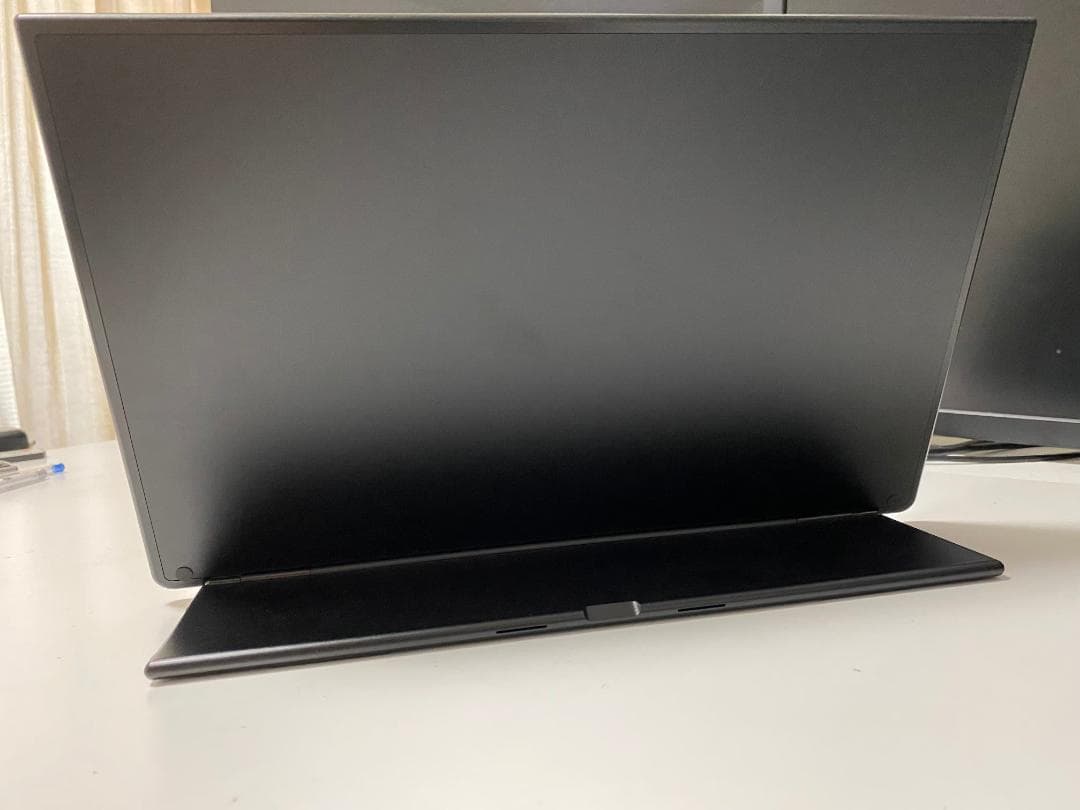 EWEI 4K OLED 有機EL モバイルモニター　15.6インチ