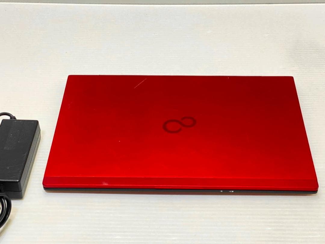 I*o様 ガーネットレッド 第10世代Core i5 LIFEBOOK U931