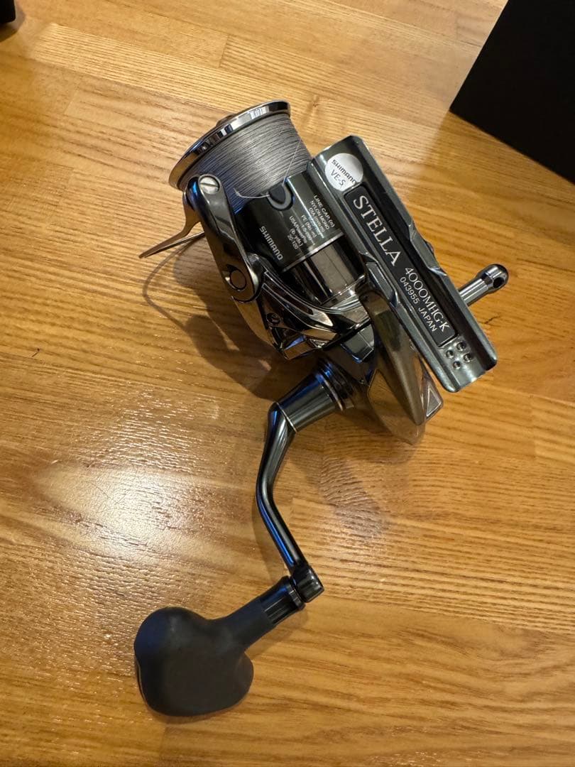22 ステラ 4000MHG スピニングリール　STELLA