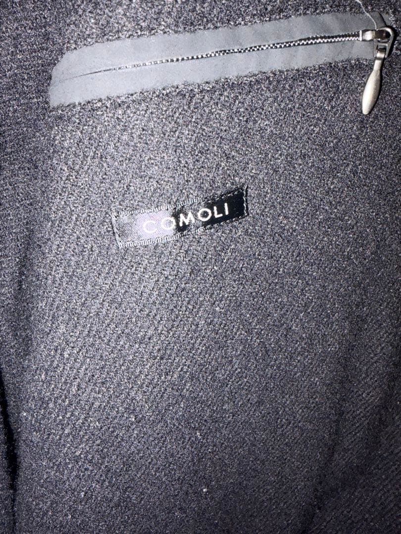 COMOLI ブラック ナイロンジャケット フード付きサイズ2