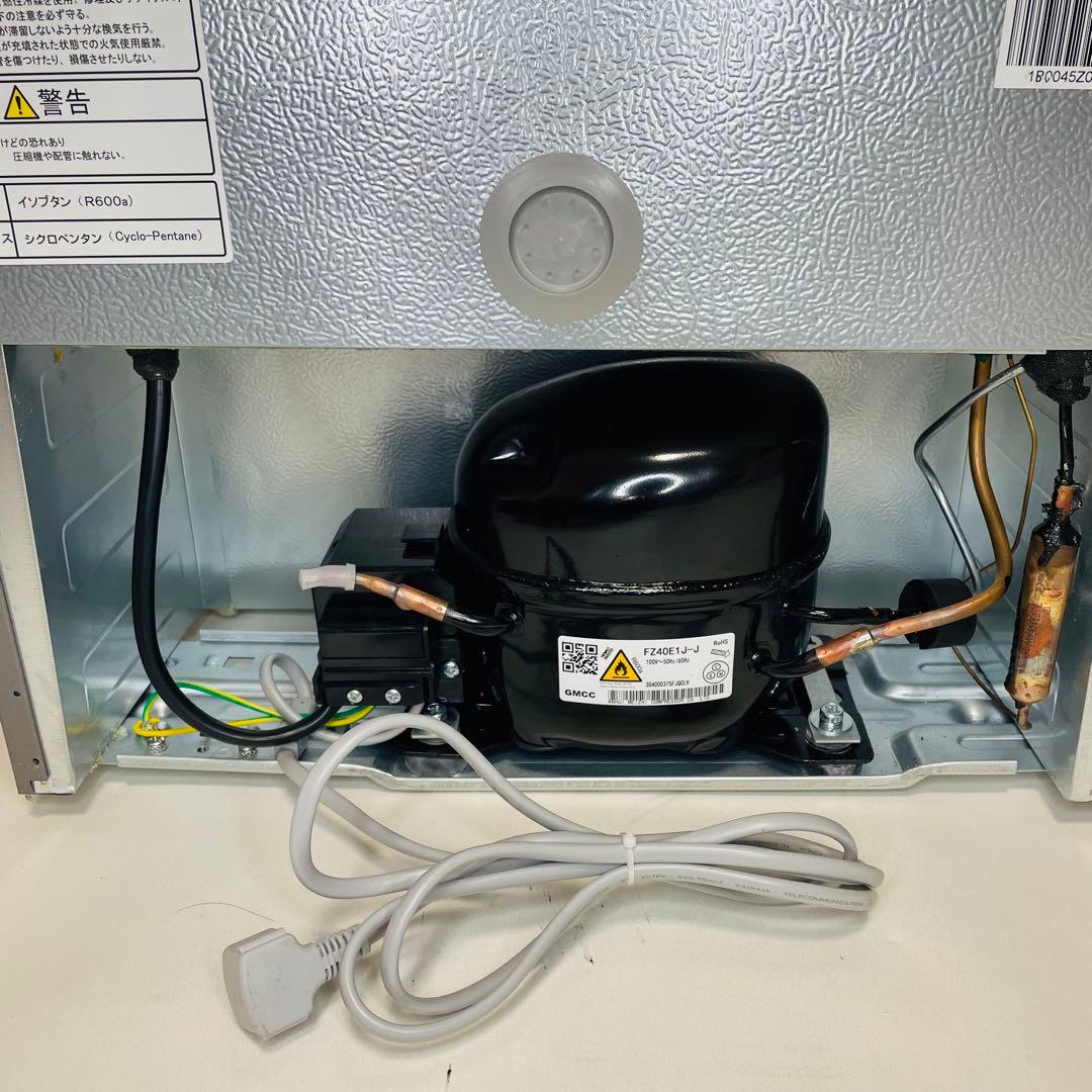 【極美品、動作確認済み】Hisense 小型冷蔵庫 45L HR-A45S