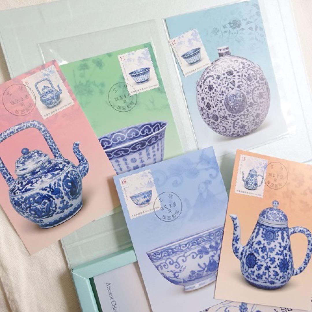 コレクション 孟宏館　古物郵票青花瓷 菁品賞郵摺　中国　青花瓶　骨董