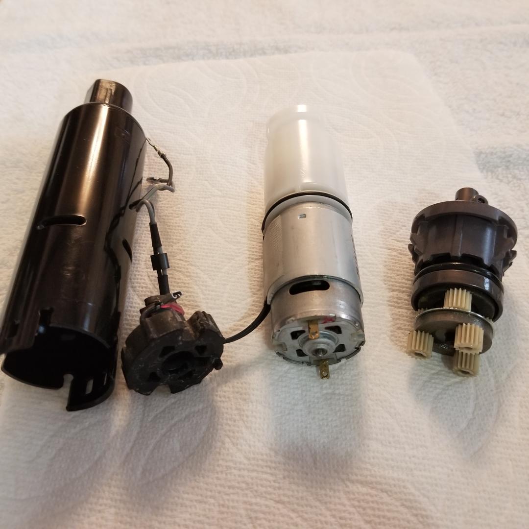 ダイソン掃除機　V11(SV14)分解洗浄メンテナンス済