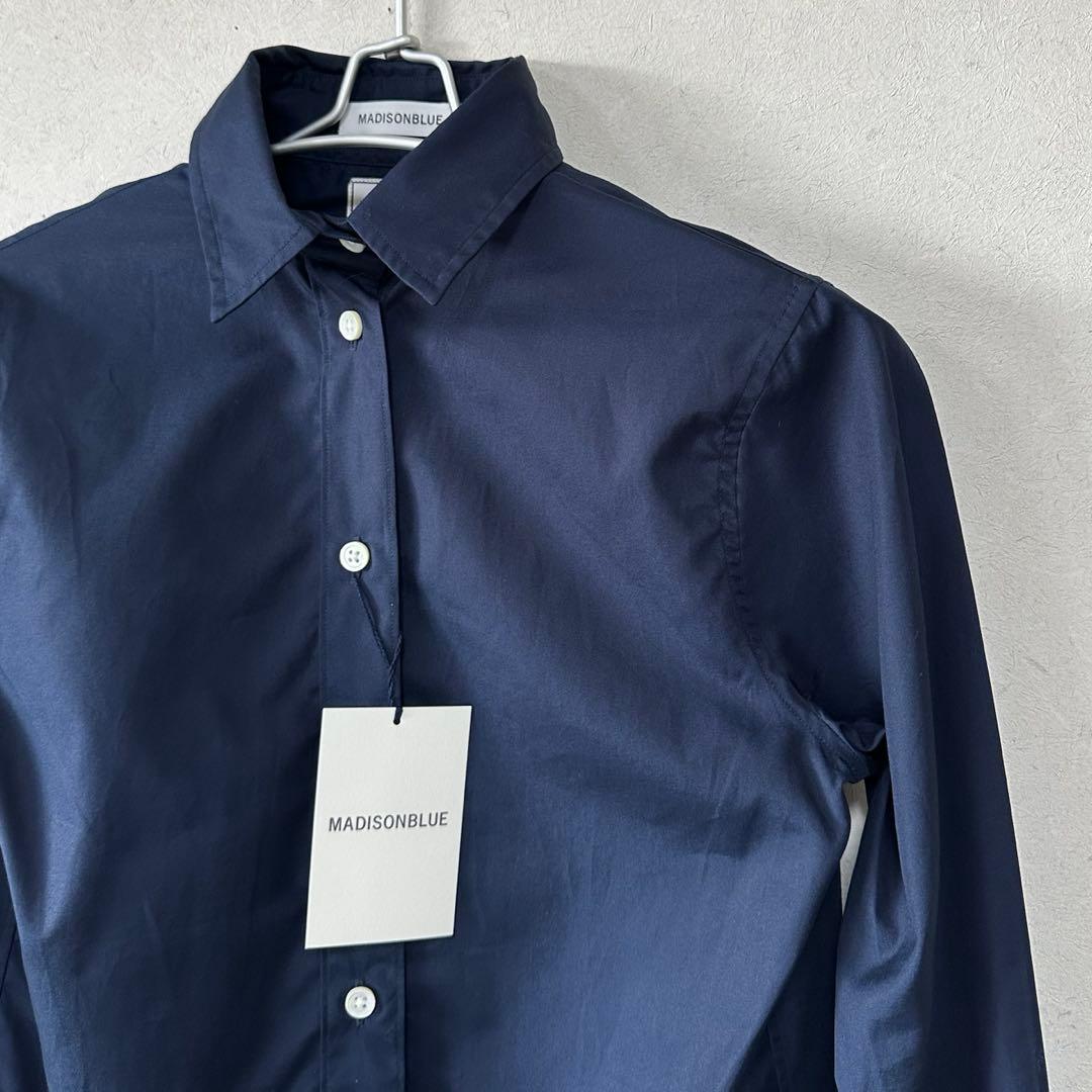 新品タグ付✨MADISONBLUE マダムシャツ navy 02