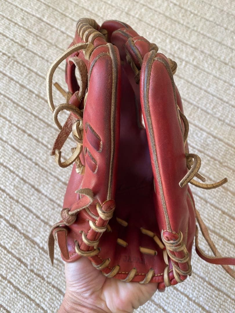 Wilson 硬式グラブ　内野手用　小指２本入れ