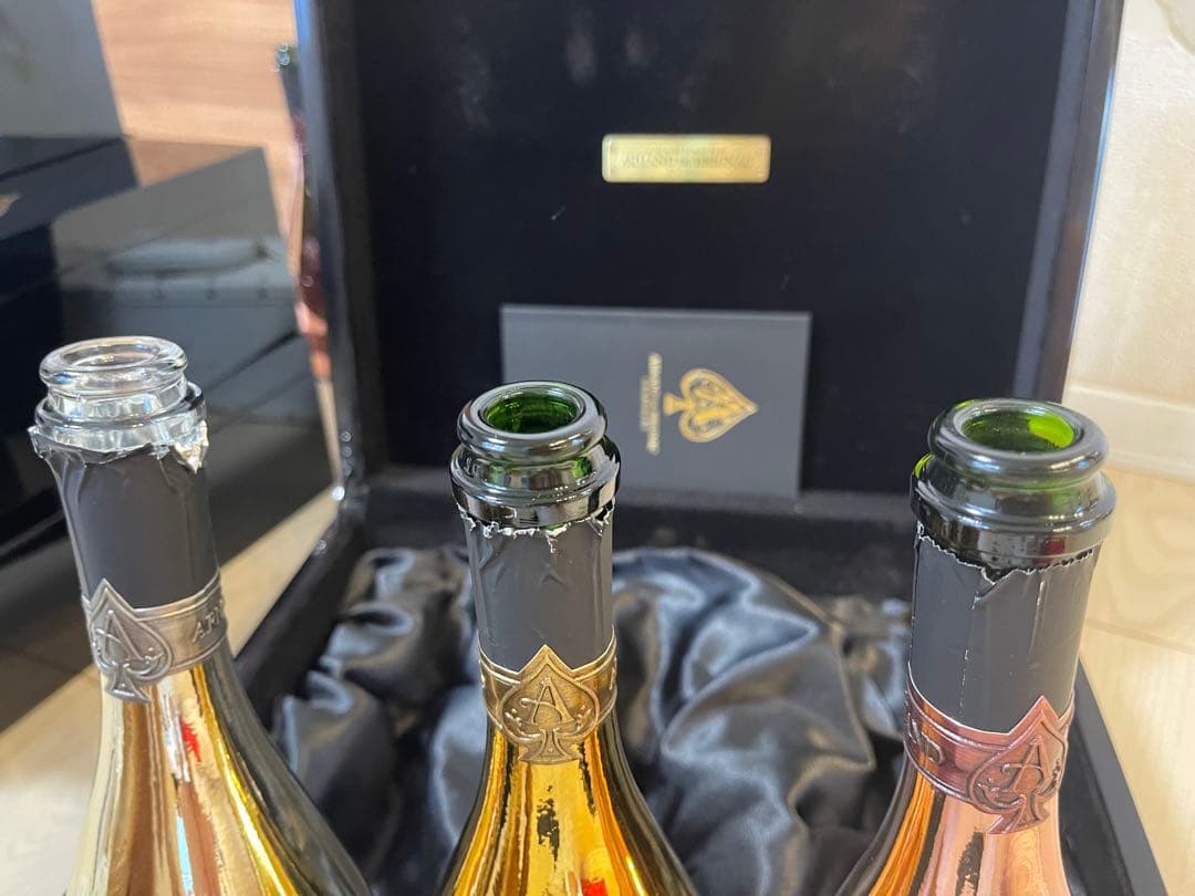 超希少！アルマンドトリロジー空瓶専用ボックス